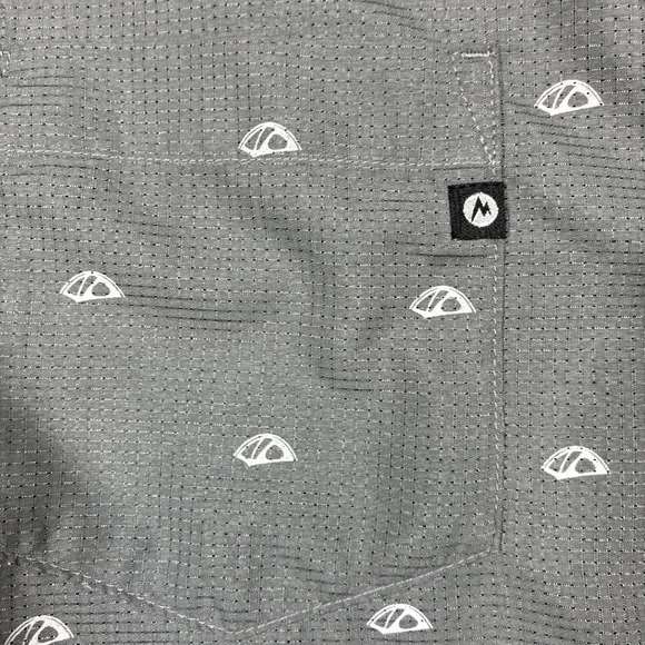 Marmot Gray Short Sleeve Button Up Shirt AOP Tent Print Camping Hike Men's Large - Picture 2 of 11